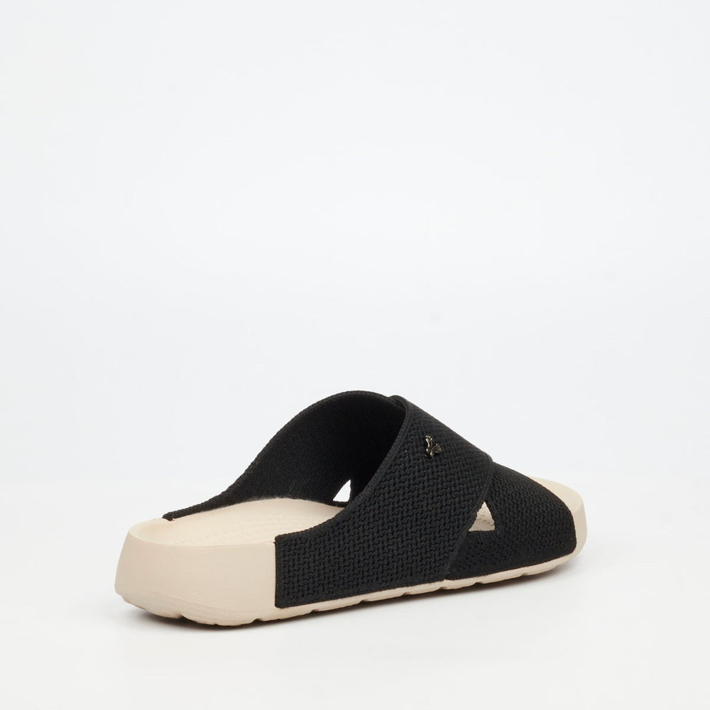 Butterfly Feet Ladies Falken 1 Shoes In Black