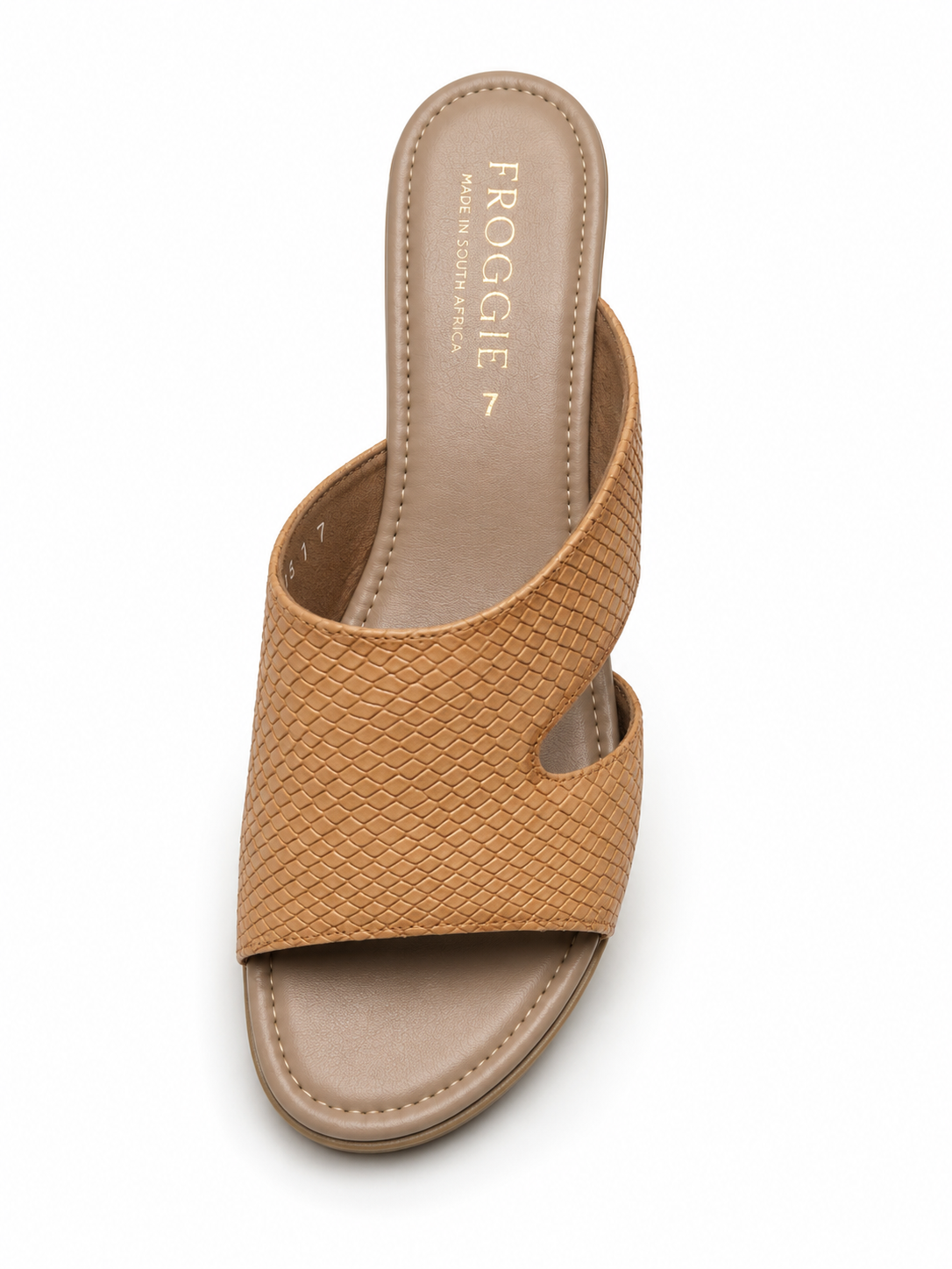 Froggie Ladies Lea Waxy Slippers In Tan