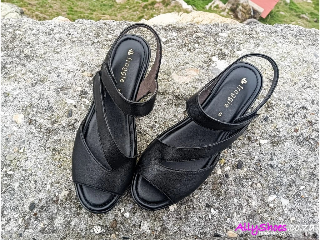 Froggie Womens Lea Metallic Sandals In Black