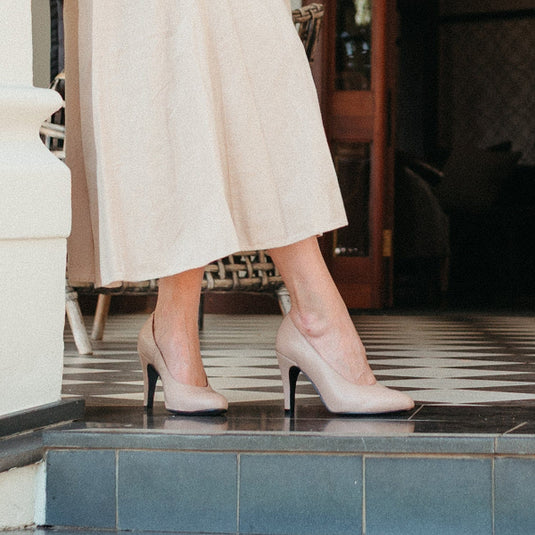 Froggie Ladies Lea Waxy Heels Nude