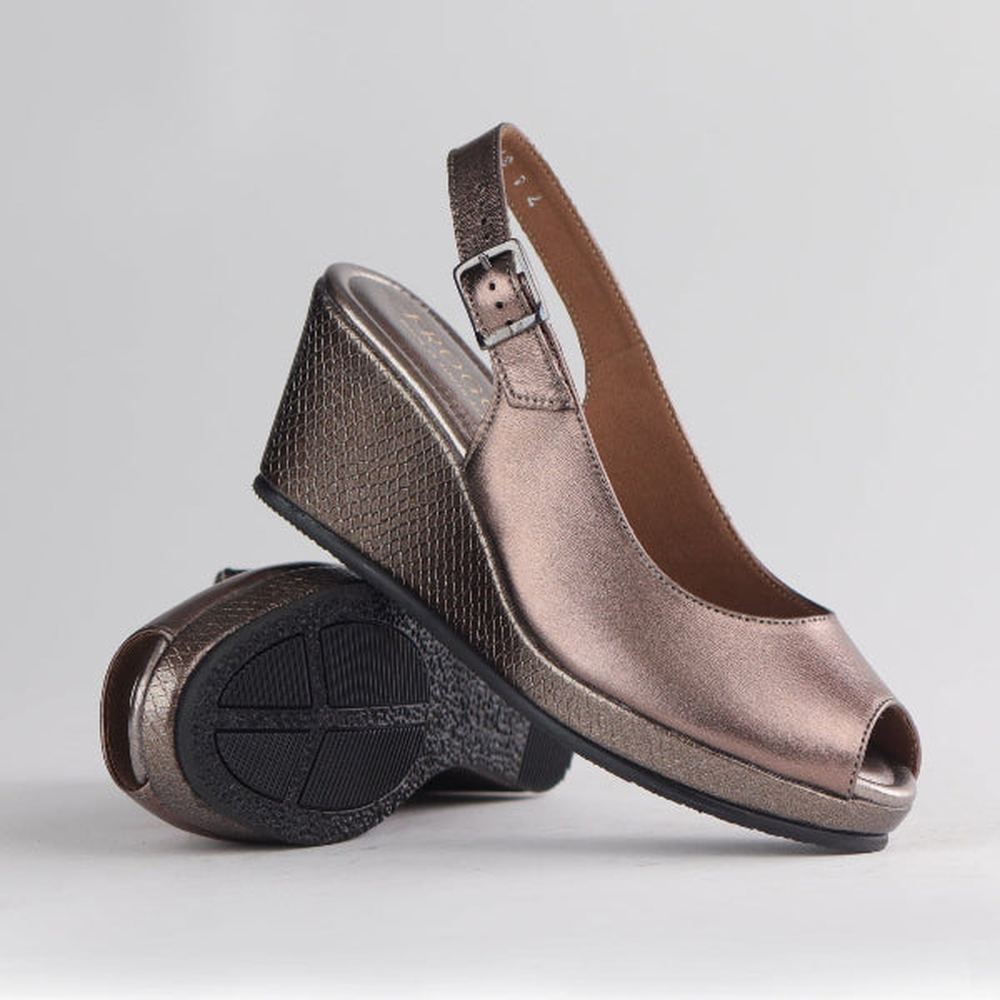 Froggie Ladies Lea Metallic Shoes In Lead Multi
