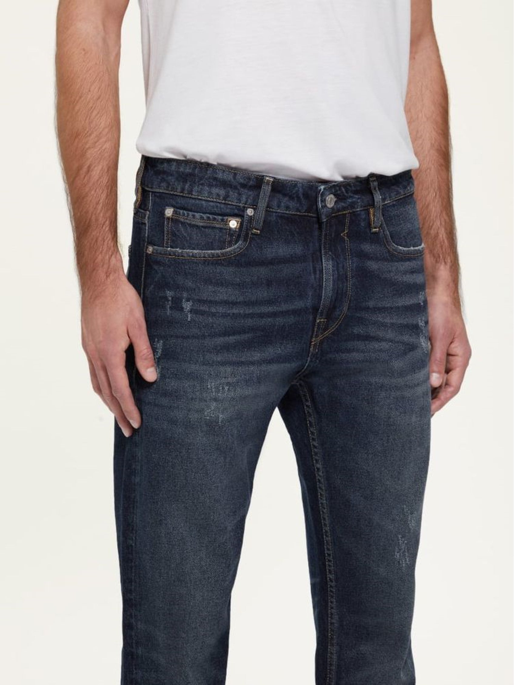 Guess Avalanche Mens Slim Bootlag Jeans In Medium Wash