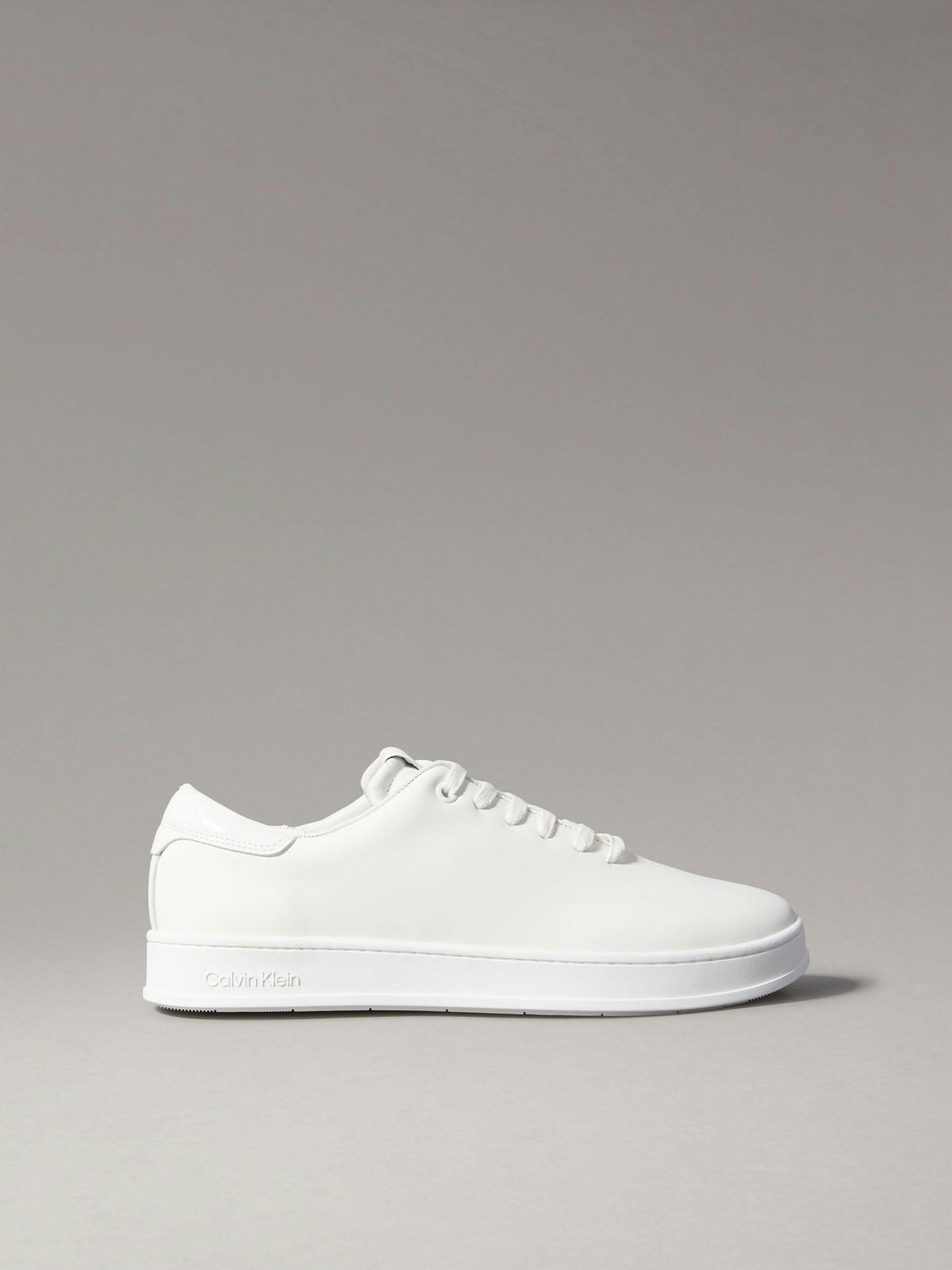 Calvin Klein Mens Low Top Oxford Shoes White