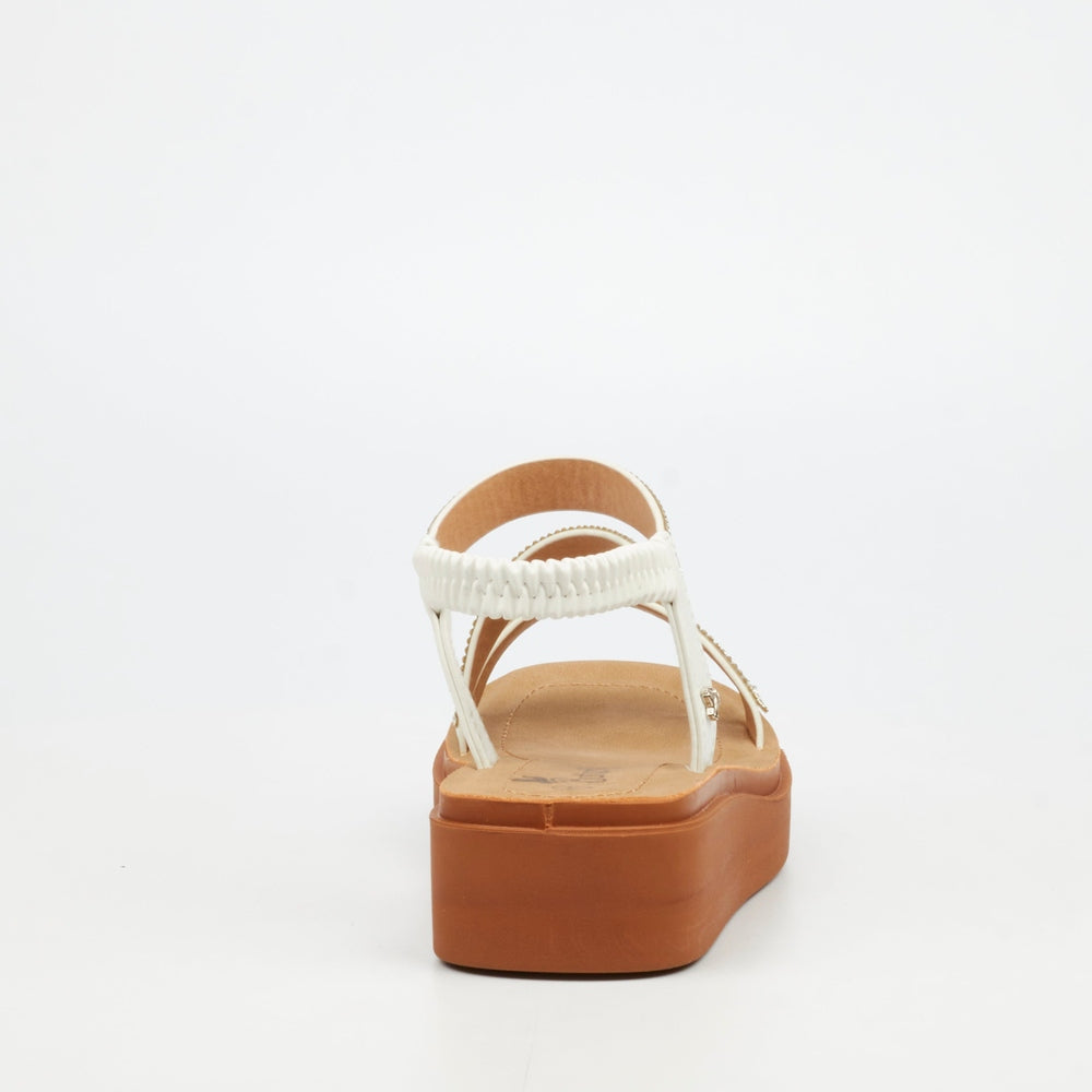 Butterfly Feet Ladies Holt 1 Shoes In White