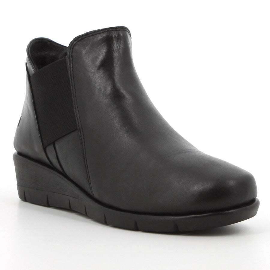 Hush Puppies Ladies Gracious Short Boots In Black