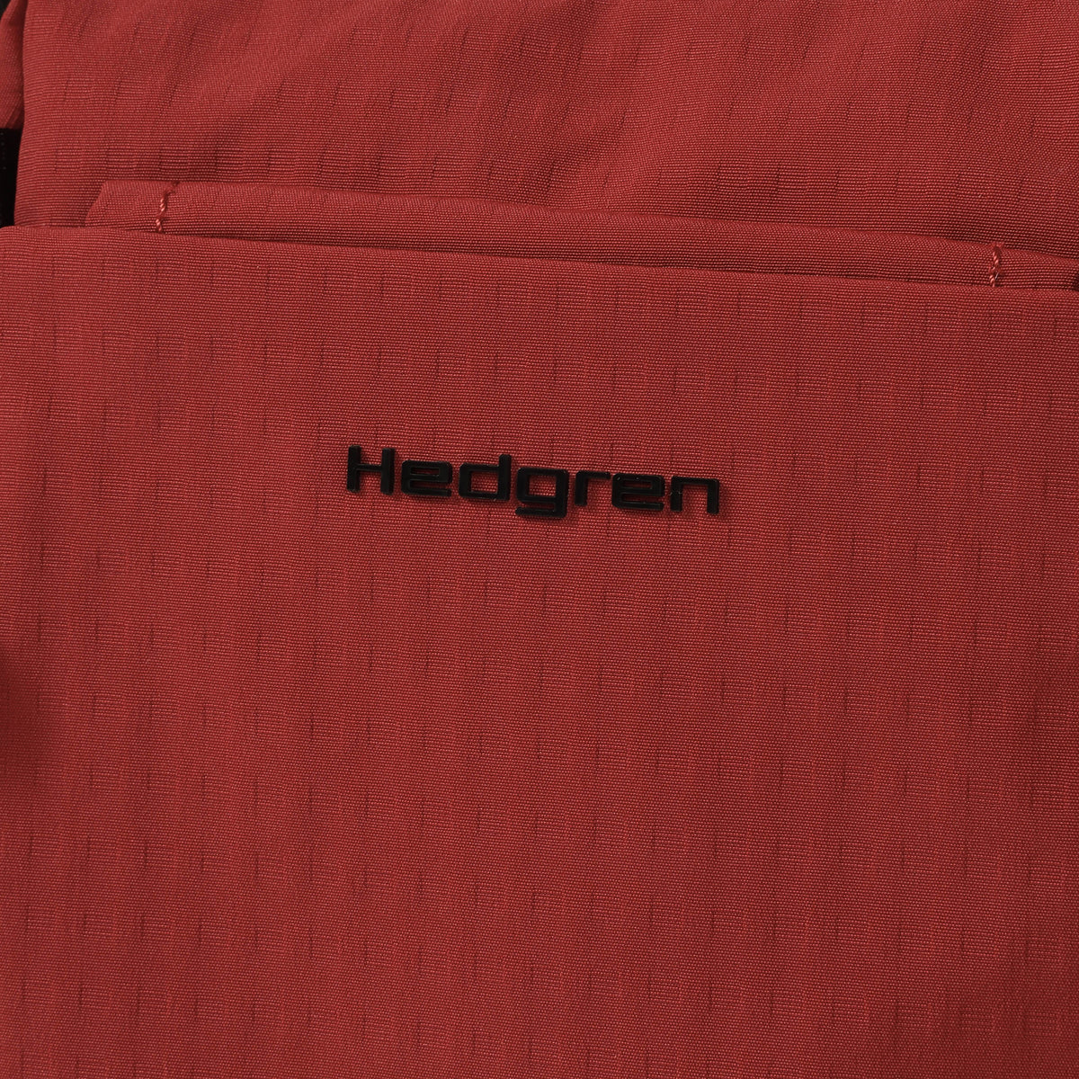 Hedgren String Sipho Phone Bottle Bag In Red