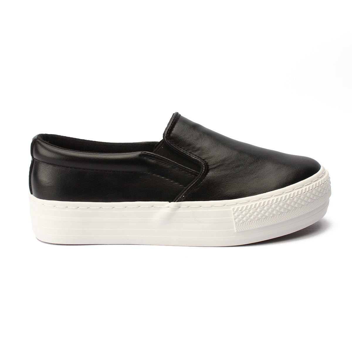Savoy Ladies Flat Shoes In Black/White