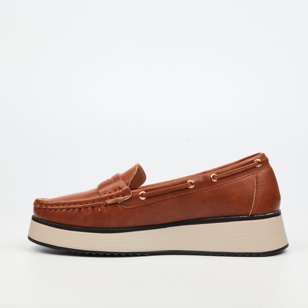 Butterfly Feet Ladies Jaime 3 Shoes In Tan