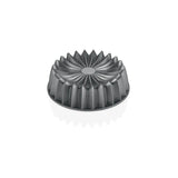 Jan Premium Cast Aluminium Fluted Pie Tart Mould In Black