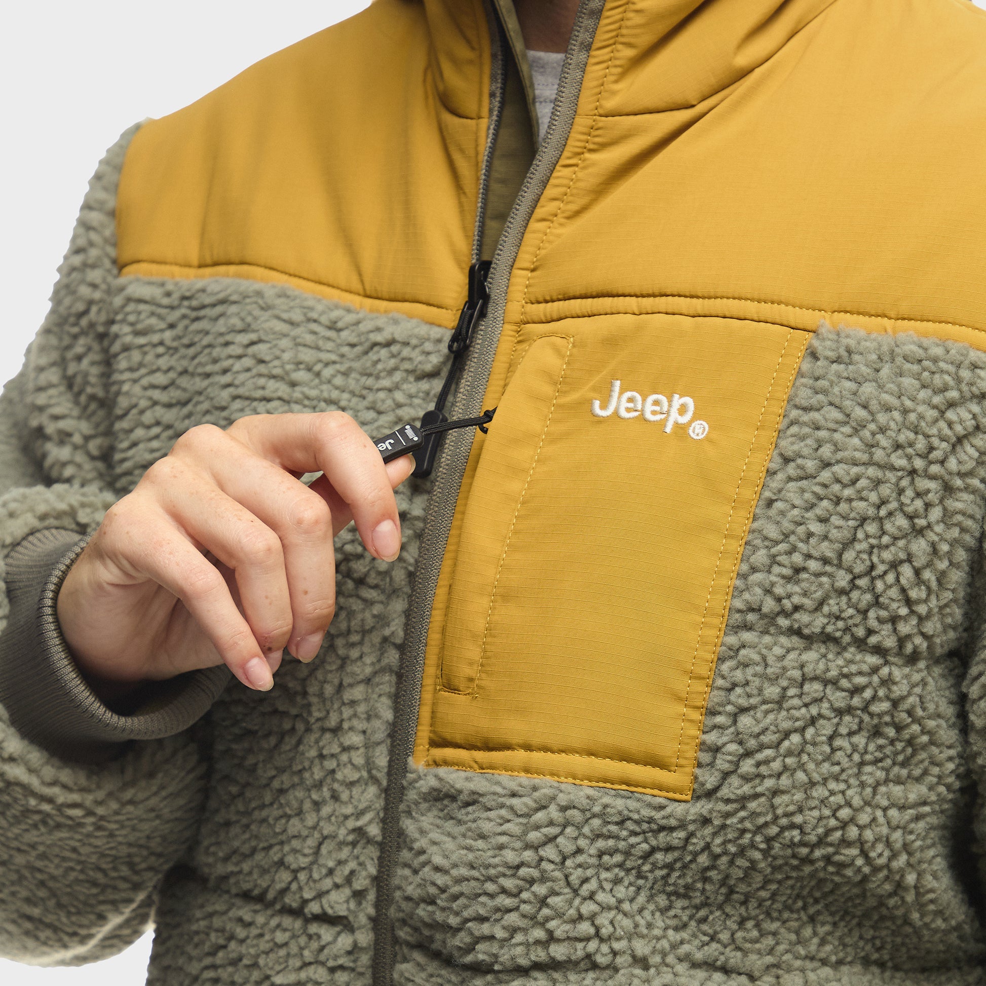 Jeep Shero Reversible Puffer Jacket in Olive