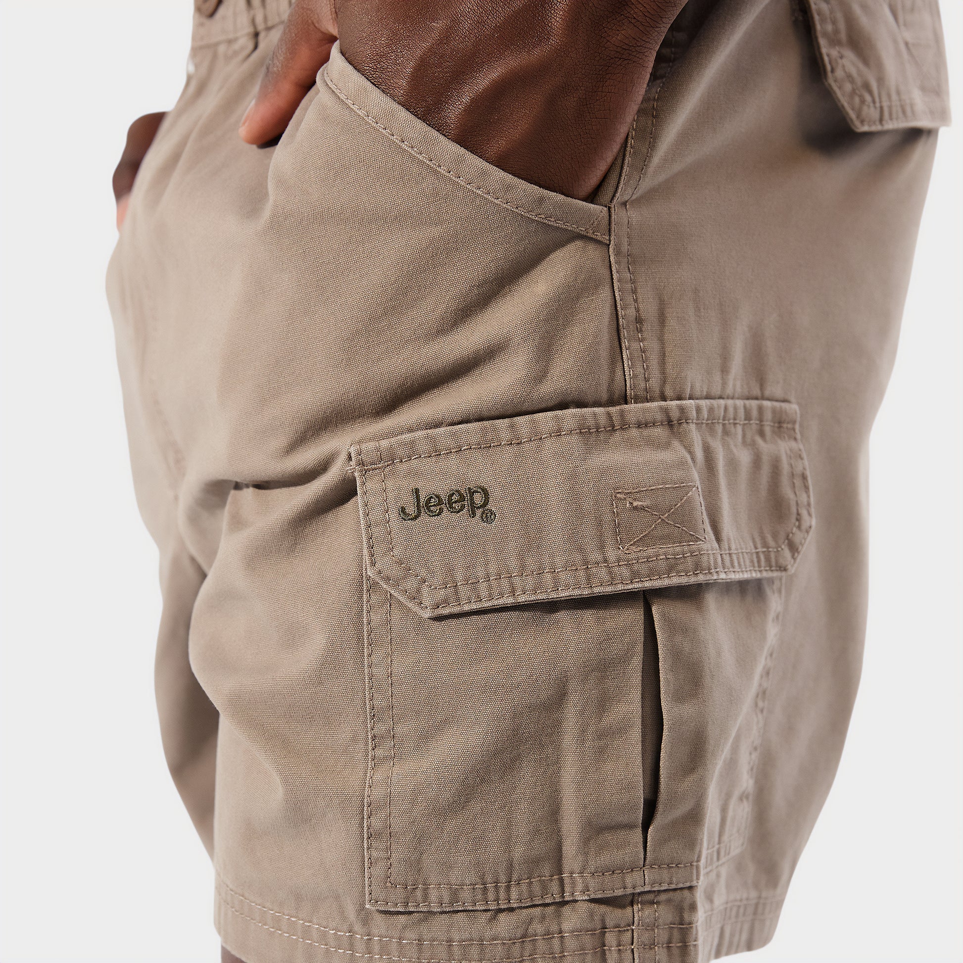 Jeep Mens Hurricane Cargo Shorts In Brown