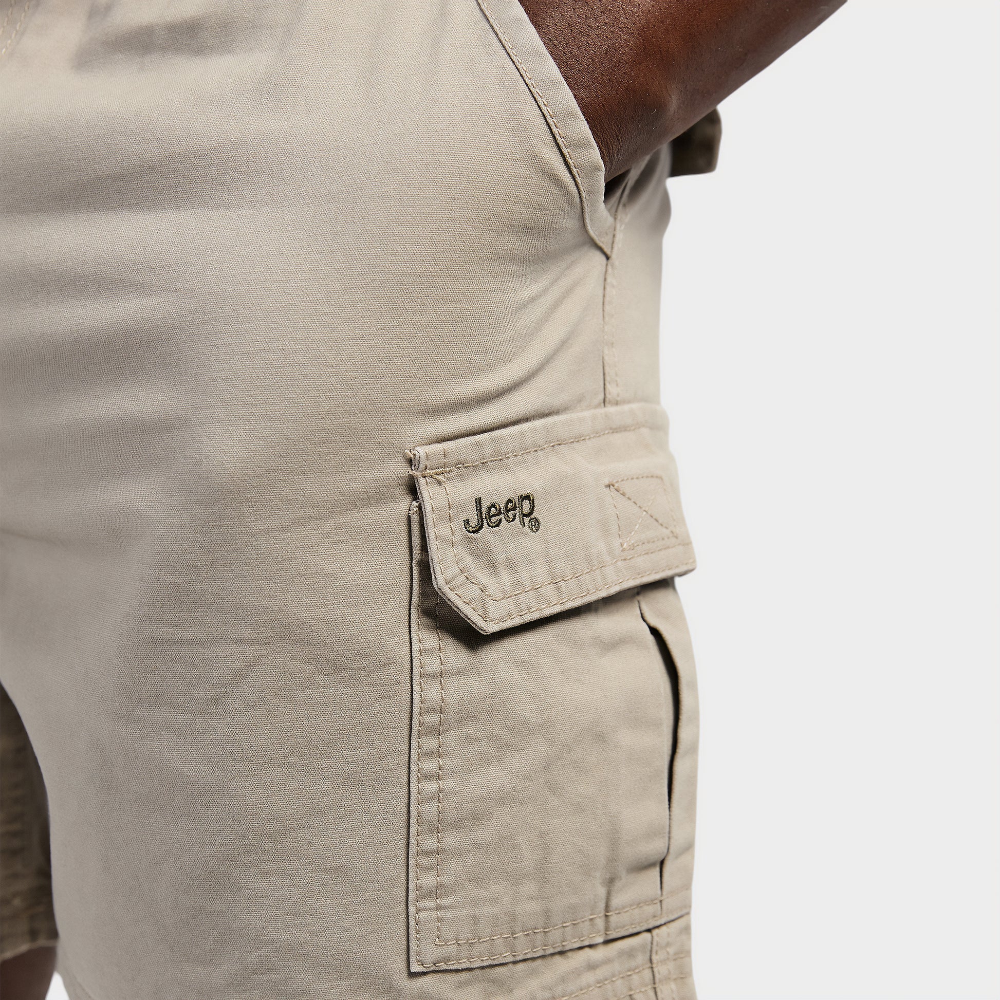 Jeep Mens Hurricane Cargo Shorts In Khaki