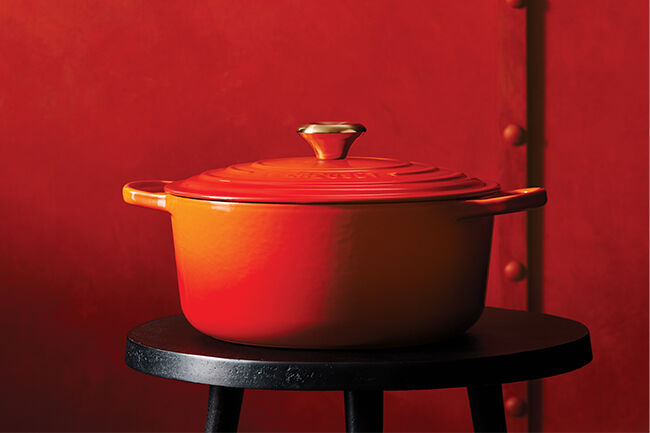 Le Creuset Signature Round Cocotte In Flame