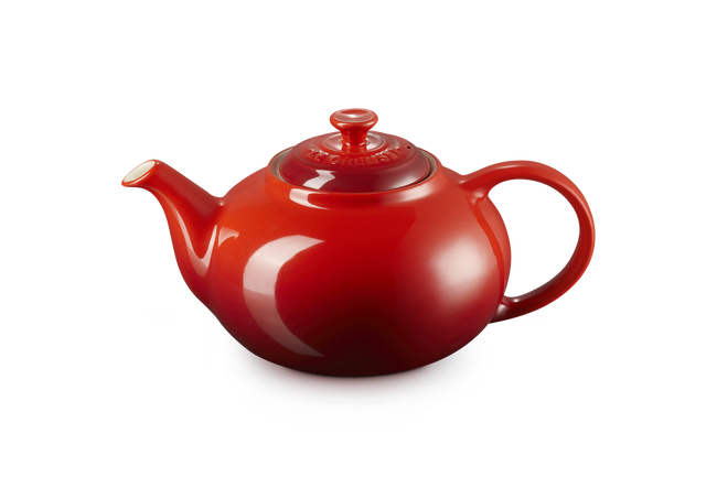 Le Creuset 1.3L Teapot Cerise