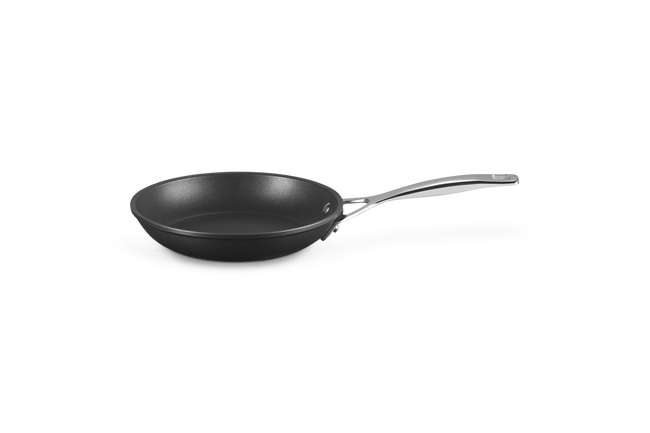 Le Creuset Tns 20cm Shallow Frying Pan