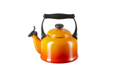 Le Creuset Traditional Kettle 2.1L With  Max Line In Flame