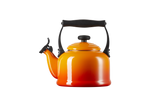 Le Creuset Traditional Kettle 2.1L With  Max Line In Flame