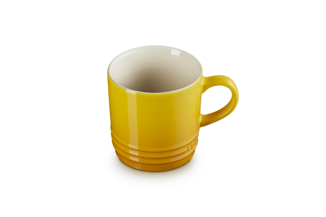 Le Creuset Cuppucino Mug In Nectar