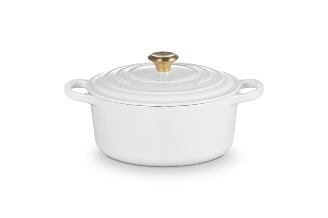 Le Creuset Signature Round Cocotte 22Cm White