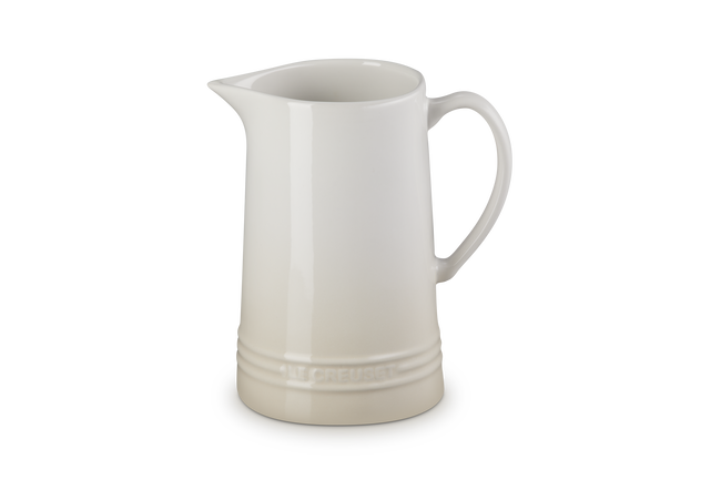 Le Creuset Scandinavia Pitcher Global Swing In Jug Meringe