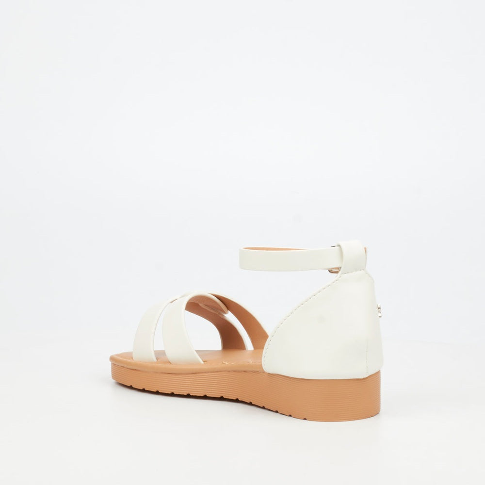 Flutterby Girls Luna 2 Shoes In White