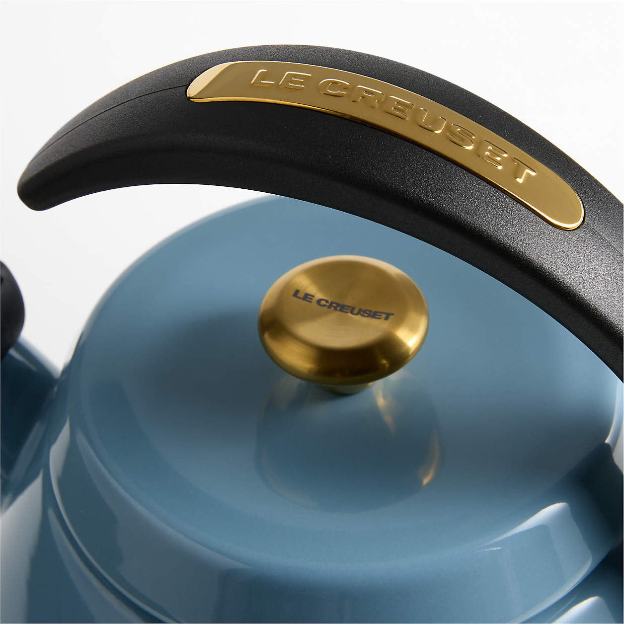 Le Creuset Cloche 2.1L Kettle In Chambry