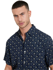 Guess A79501 Mns Ss Collin Aop Shirt Navy