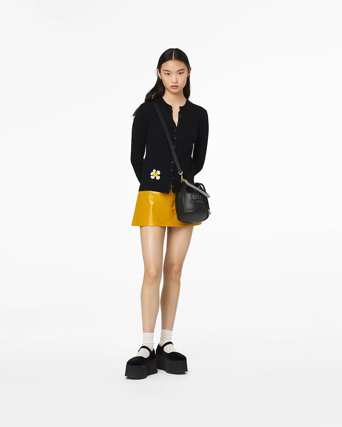 Marc Jacobs  The Leather Bucket Bag-Black