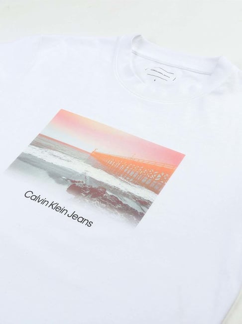 Calvin Klein Photo Graphic Relaxed Tee In White