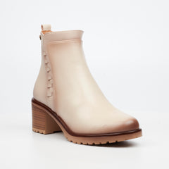 Butterfly Feet Ladies Noxer 7 Boots Bone