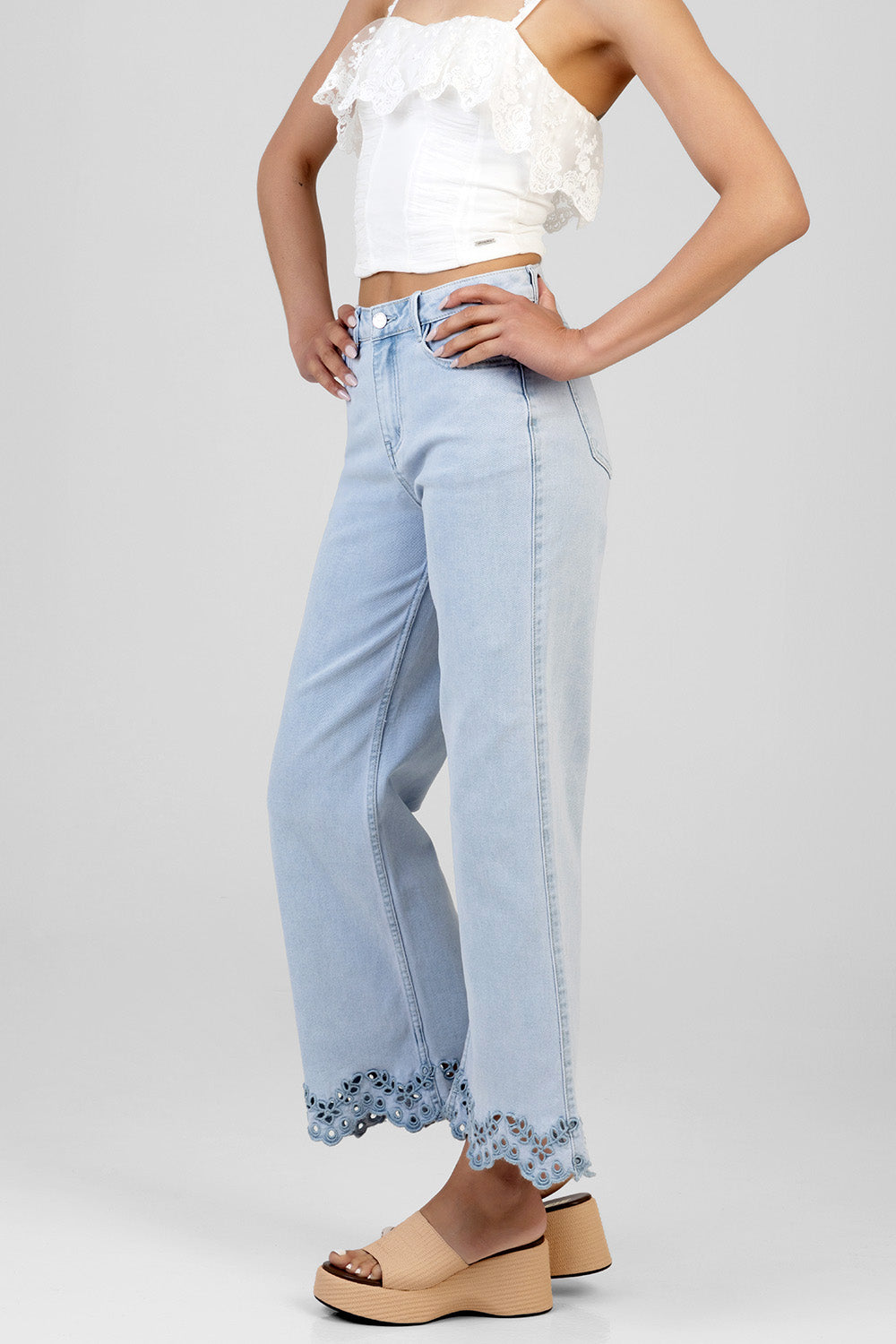 Sissy Boy Alexus Cropped Wide Leg Jeans In Light Vintage