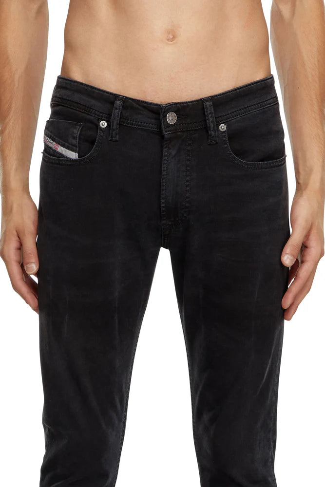 Diesel Mens Pantalon 1979 Sleenker Jeans