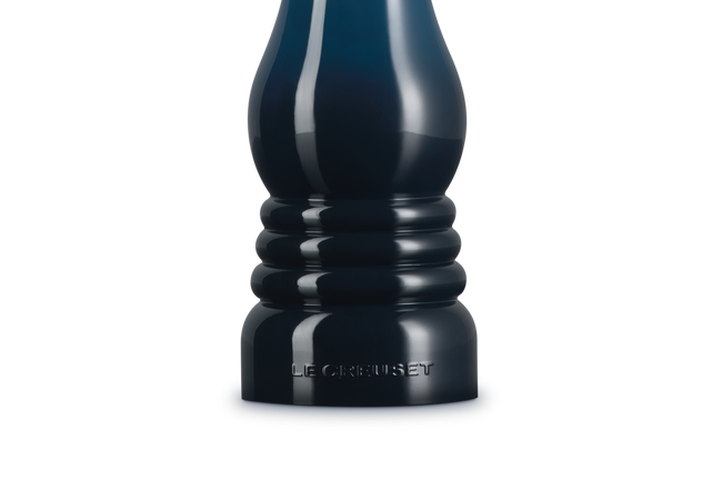 Le Creuset Classic Pepper Mill in Nuit