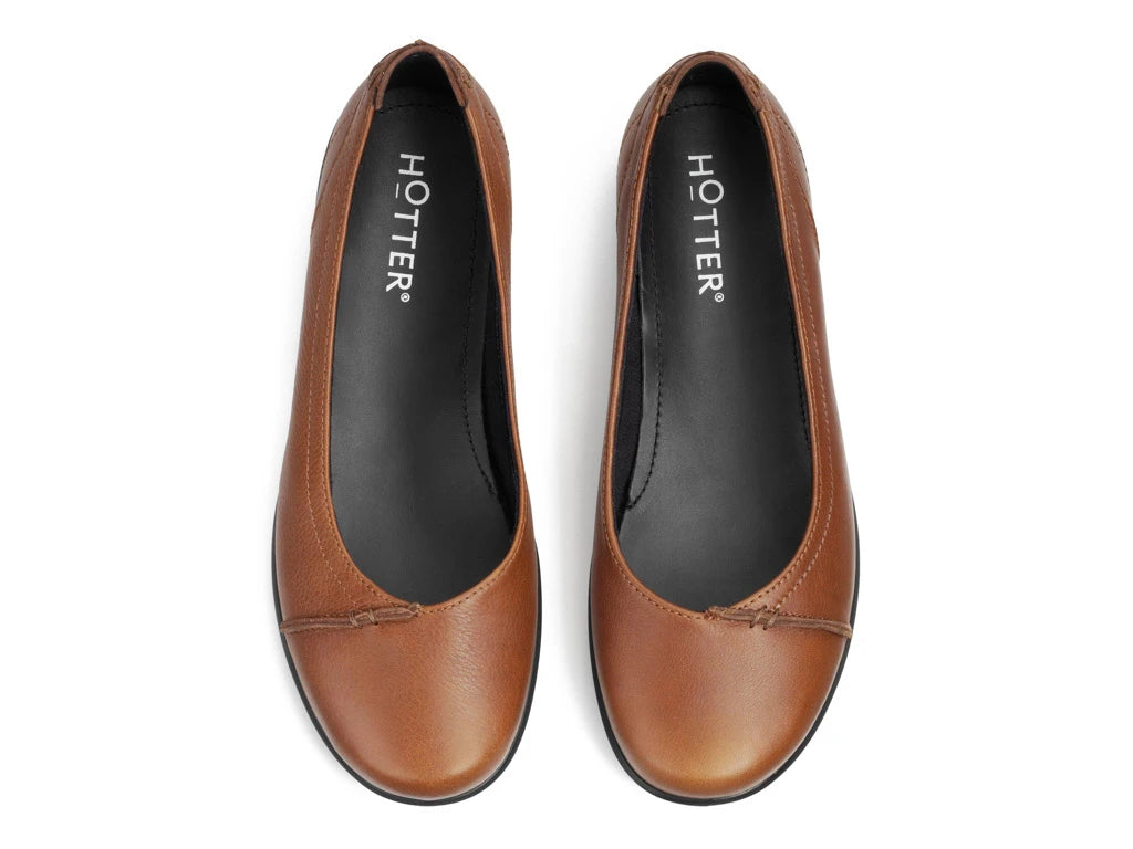 Hotter Womens Robyn II Shoes In Rich Tan