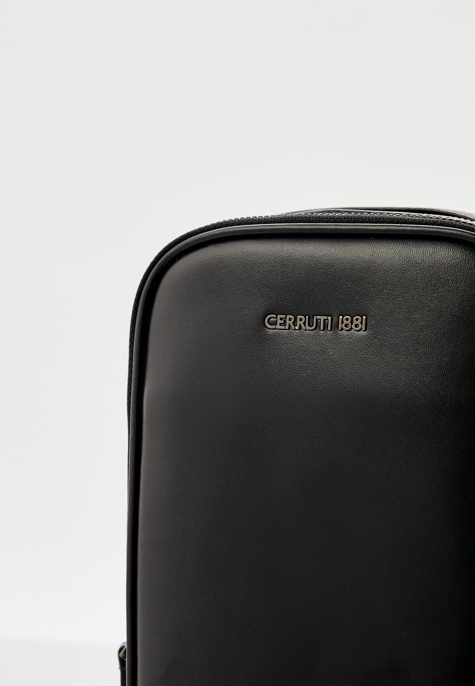 Cerruti Principe Sato Body Bag In Black