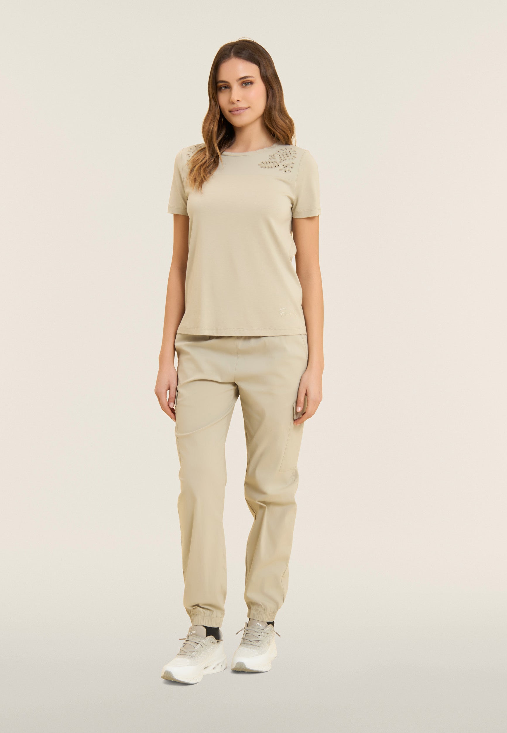 Freddy Womens Knitted Short Sleeves T-Shirt Embroidery In Whitecup Gray