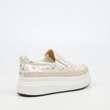Butterfly Feet Ladies Semhora 24 Shoes In White