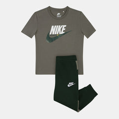 Nike Boys Tee and Track Pants Set In Green