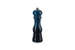 Le Creuset Classic Salt Mill in Nuit