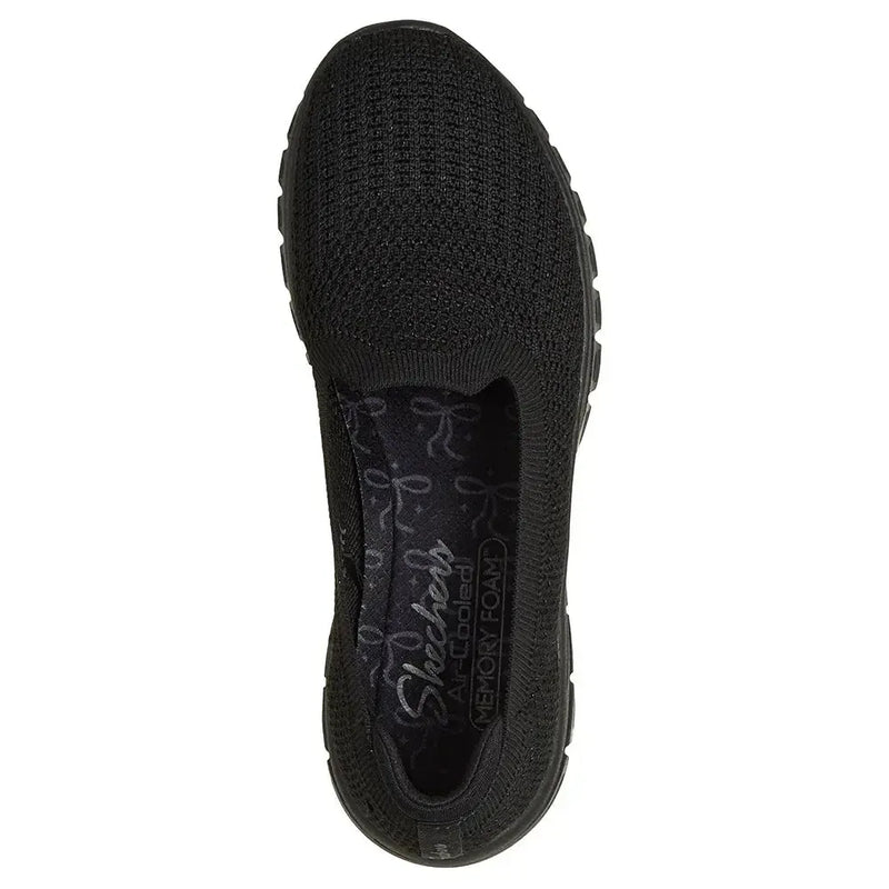 Sketchers Womens Graceful Slip-On Shoes In Black