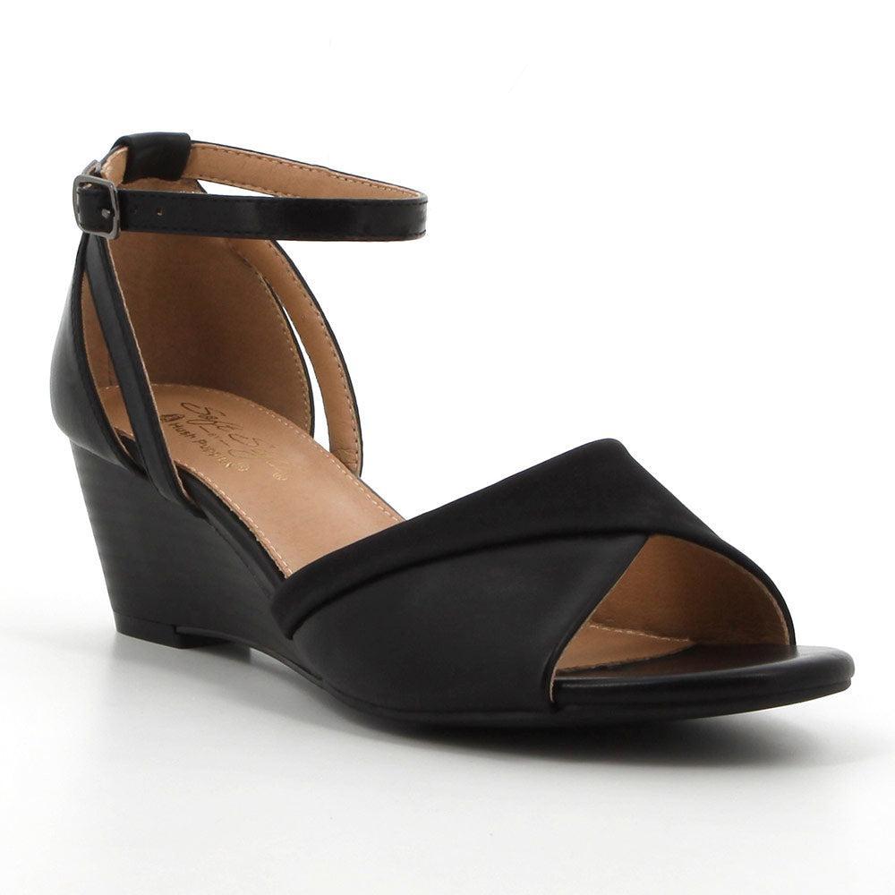 Hush Puppies  Ladies Soft Xenia Sandals In Black