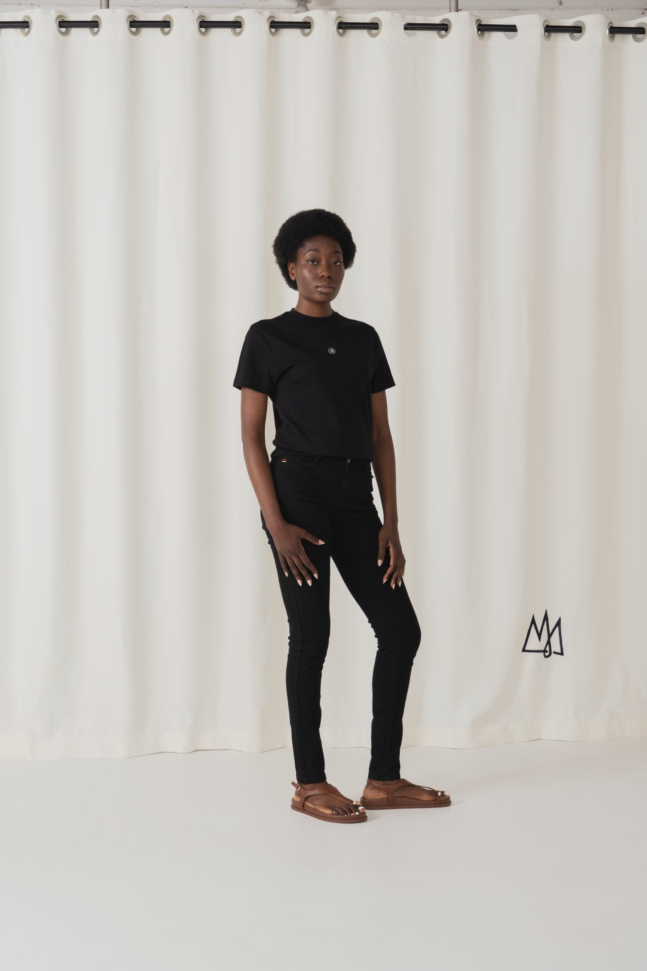 Tshepo Jeans Ladies Embroidered Monarch T-Shirt In Black