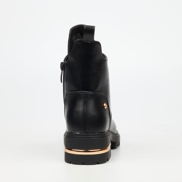 Miss Black Ladies Vadar 4 Boots In Black