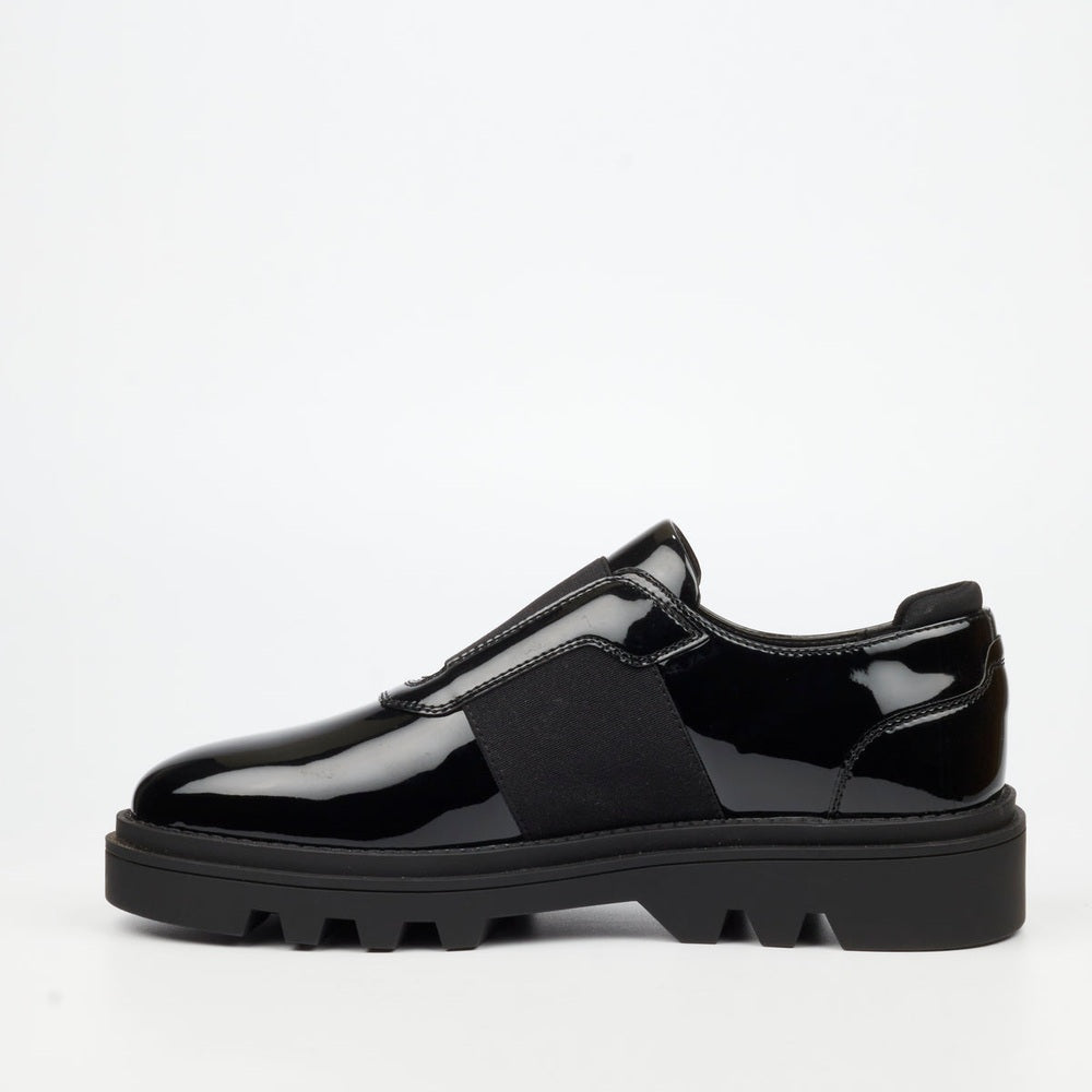 Mazerata Mens Vinchey 82 Faux Patent Shoes In Black