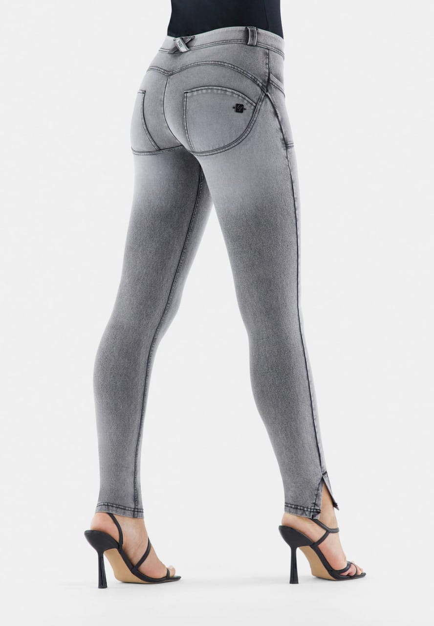 Freddy Womens Shaping Pant With Front Pocket J In Grey