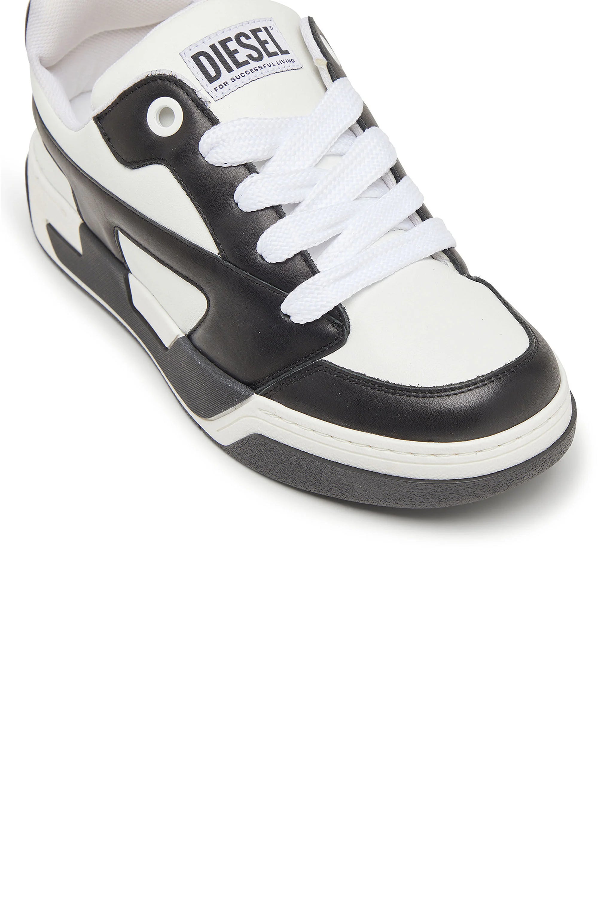 Diesel Mens D-Ollie Low Sneakers In White & Black