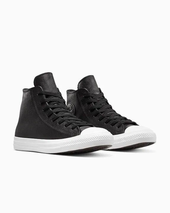 Converse All Star Unisex Seasonal Leather Chuck Taylor In Black