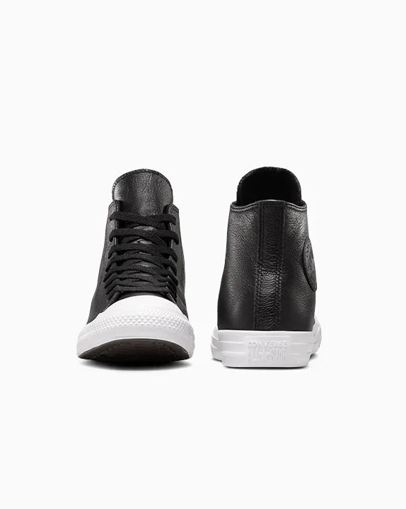 Converse All Star Unisex Seasonal Leather Chuck Taylor In Black