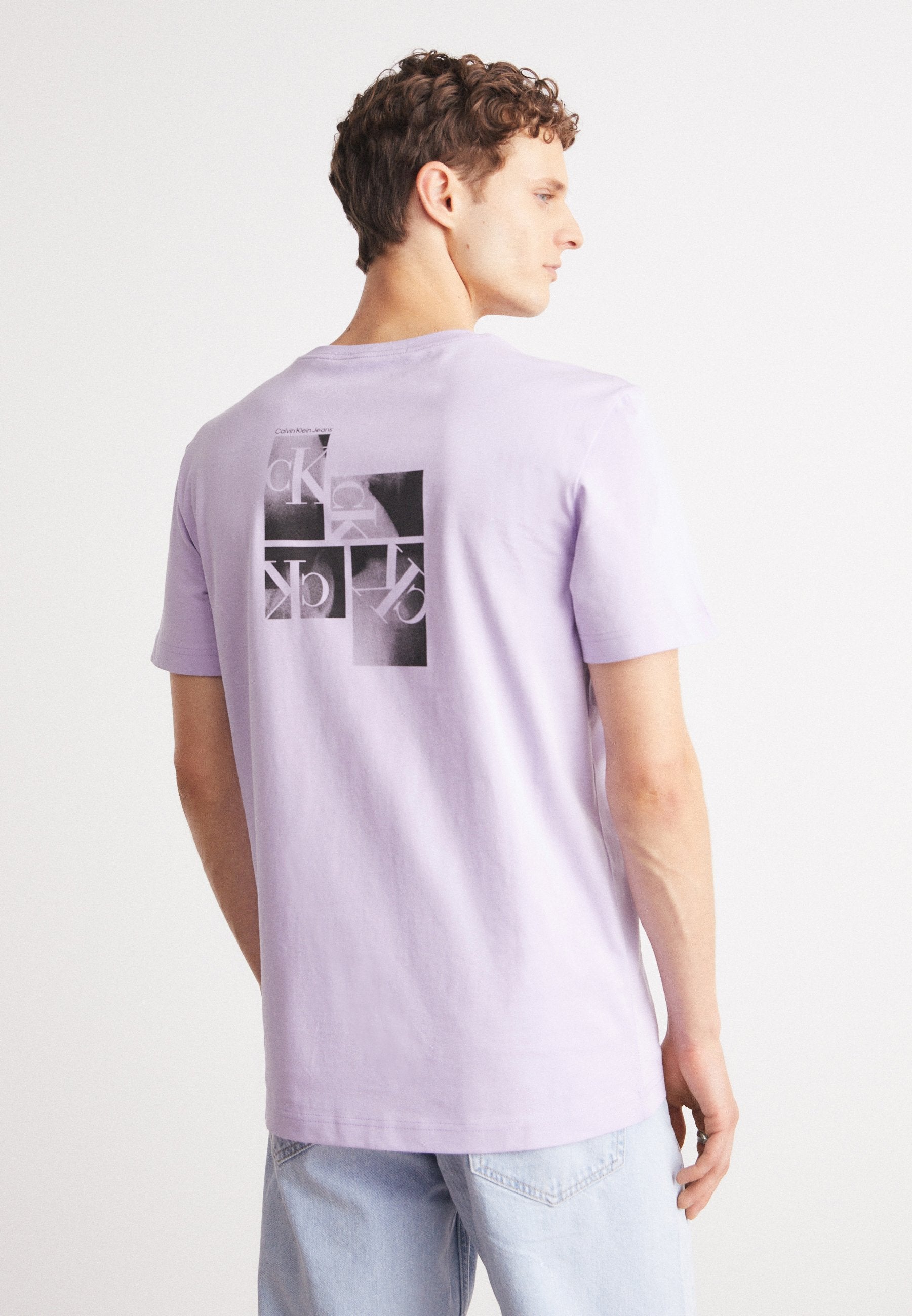 Calvin Klein J325679 Ck Multibox Tee  Lilac