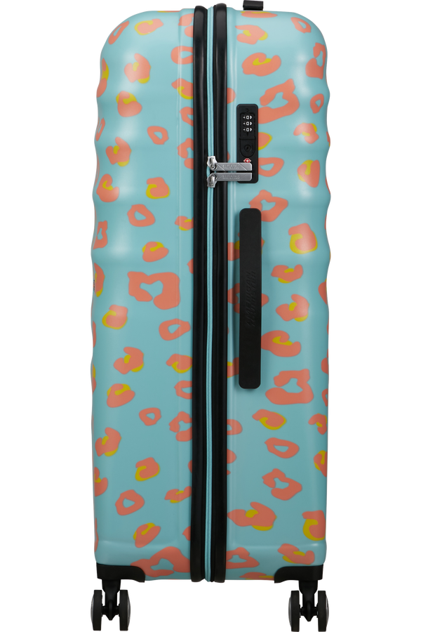 American Tourister Disney Wavebreaker Minnie Spinner In Pastel